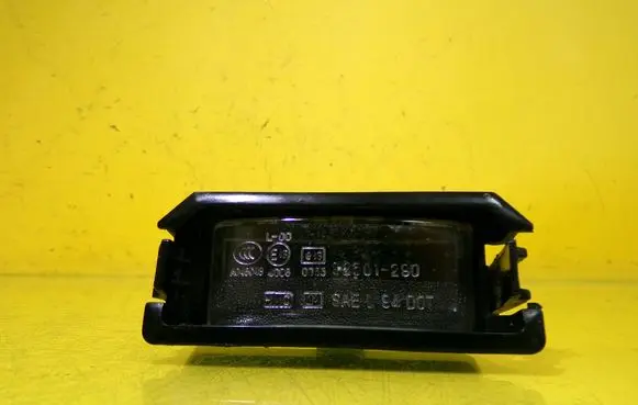 Hyundai Coupe Number plate light 92501290