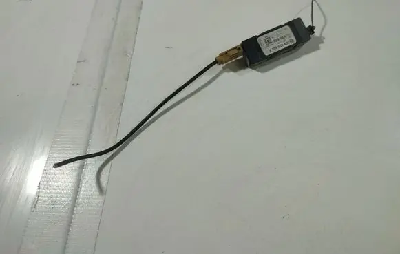 Volkswagen PASSAT B6 Antenna control unit 3C9035552A