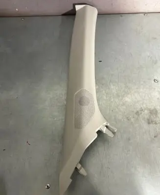 Renault Captur II Other sill/pillar trim element 769112102R M9195