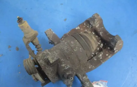 Peugeot 207 CC Rear brake caliper