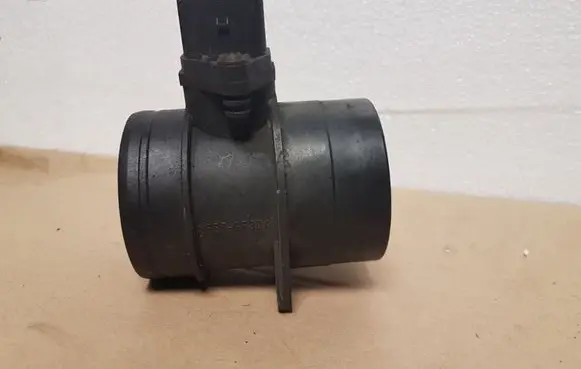 Audi A4 S4 B7 8E 8H Mass air flow meter 0281002461 074906461B