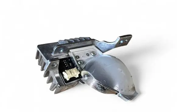 BMW M5 F90 LED ballast control module 10390050880
