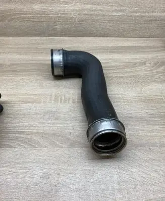 Volkswagen Golf V Intercooler hose/pipe 1K0145834G