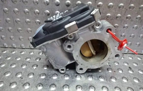 Opel Astra K Throttle body valve S27624788 12671379AA