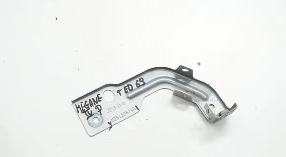 Renault Megane IV Fender mounting bracket 625120674RACR