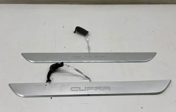 Cupra Leon Front sill trim cover 5FA947417E