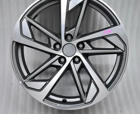 Audi Q3 F3 R19 alloy rim 