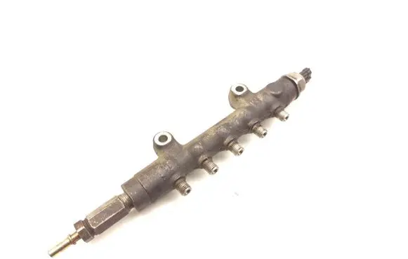 Ford Transit Fuel main line pipe