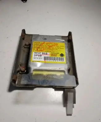 Mitsubishi Outlander Airbag control unit/module MR587868 W2T61972
