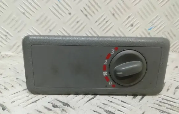 Renault Trafic II (X83) Interior fan control switch 8200487474 9385647