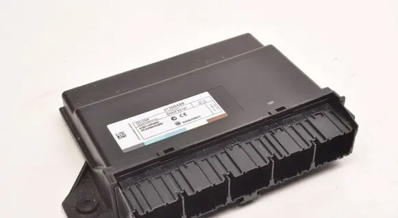 Volvo V50 Central locking relay 31300489