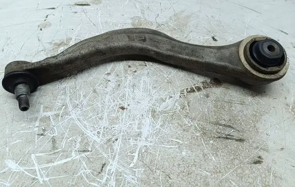 Alfa Romeo Stelvio Front lower control arm/wishbone K206403