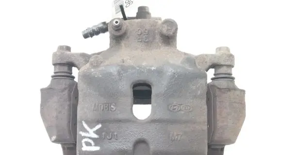 Hyundai i40 Front brake caliper
