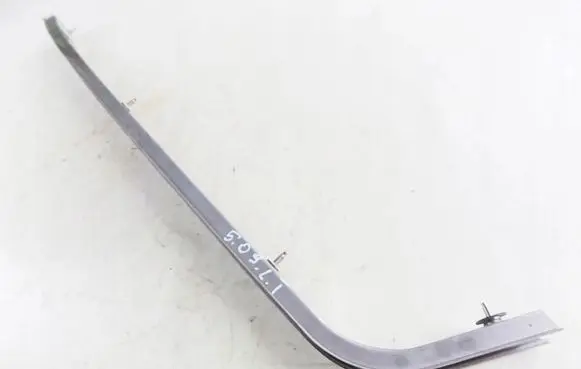 Mazda 5 Sliding door middle rail 