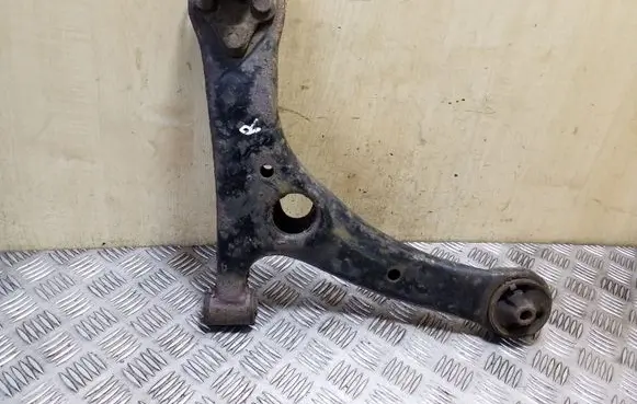 Toyota Corolla E120 E130 Front lower control arm/wishbone