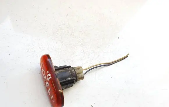 Renault Scenic I Front fender indicator light 6r0142789 13910020
