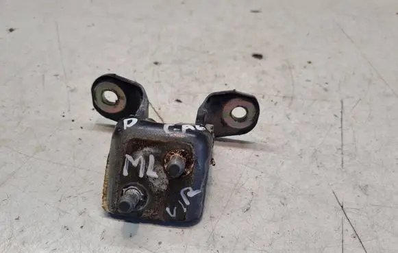 Mercedes-Benz ML W163 Rear door upper hinge 