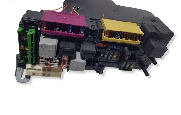 Mercedes-Benz E W212 Power management control unit 2129001406FF 5DK01102321 2129011004