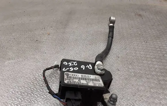 Audi A6 S6 C6 4F Power management control unit 4F0915181A 0199000013