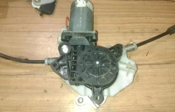 Honda Accord Rear door window regulator motor 0130821906