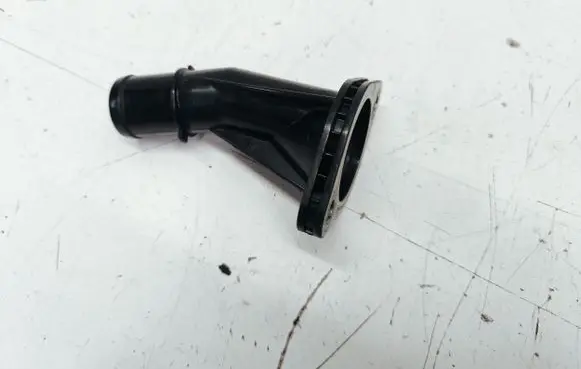 KIA Sportage Engine coolant pipe/hose 256312B051
