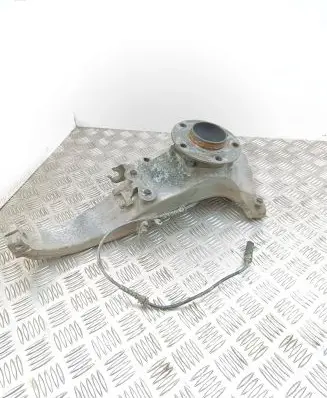 BMW 7 F01 F02 F03 F04 Front wheel hub