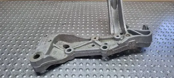 Volkswagen Golf V Front control arm 1K0199295E