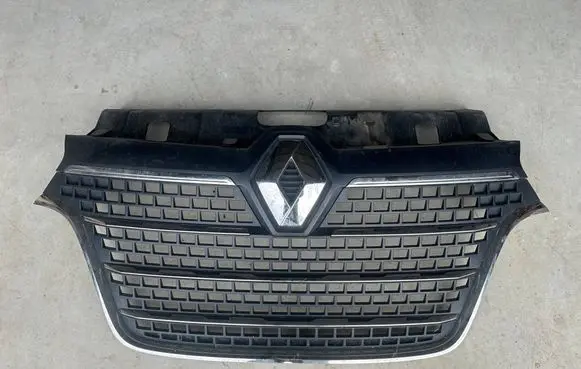 Front bumper upper radiator grill