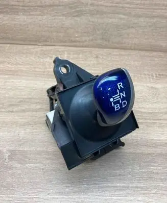 Toyota Auris E180 Gear shifter/selector 75C582RHD WITHPLUG