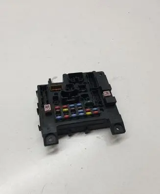 Mitsubishi Outlander Fuse box set 519087A18 8637A319