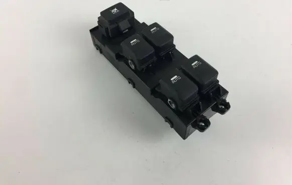 KIA Ceed Electric window control switch 93570A2000 W2167