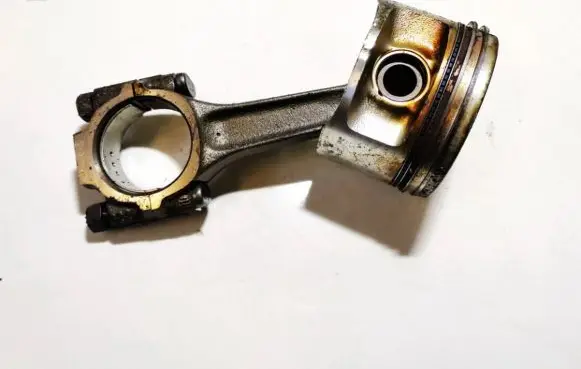 Fiat Bravo - Brava Piston with connecting rod