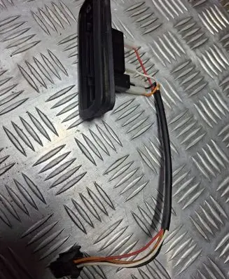 Opel Vivaro Sliding door contact joint 91167930