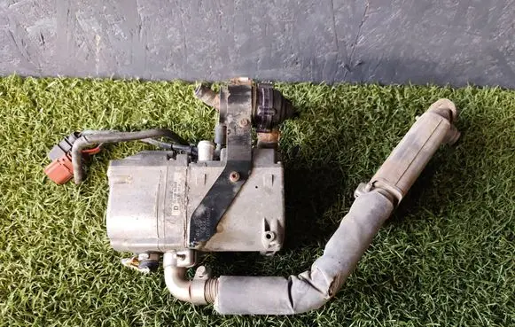 Audi A8 S8 D4 4H Auxiliary pre-heater (Webasto) 4H0265081H 252572050000