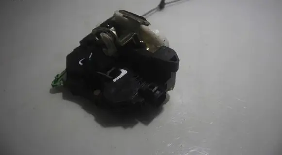 Mitsubishi Outlander Rear door lock