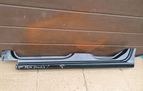 Skoda Scala Rear sill (body part) 657809605