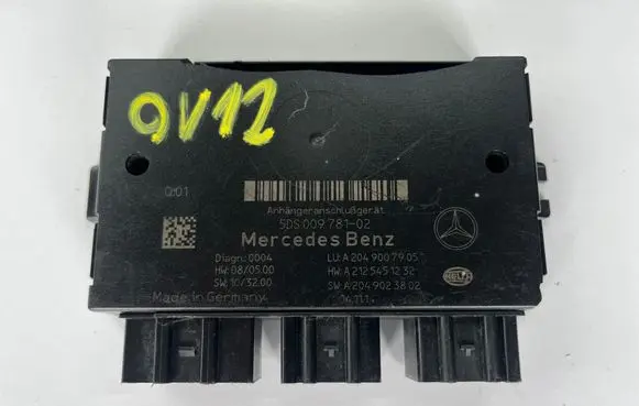 Mercedes-Benz C AMG W204 Tow bar trailer control unit/module A2049007905 5DS00978102 A2049007805