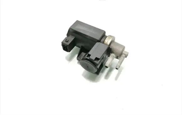 Vacuum valve
