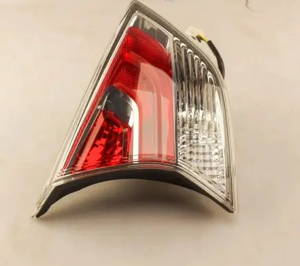 Nissan X-Trail T32 Tailgate rear/tail lights