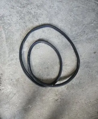 BMW X7 G07 Front door rubber seal 7428678