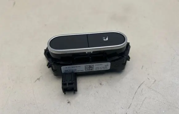 Mercedes-Benz E W213 Seat heating switch A1779056800 C9107 91745SG3001