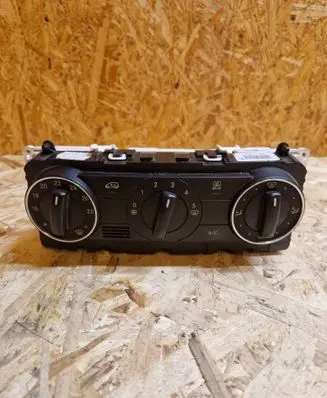 Mercedes-Benz B W245 Climate control unit A1698301785 69780012 0704122B