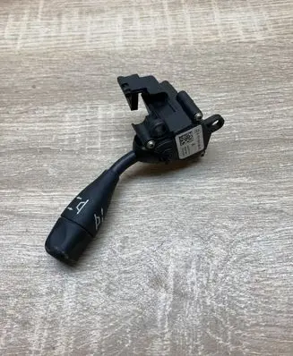Mercedes-Benz E W211 Steering wheel adjustment handle/lever A1715402945
