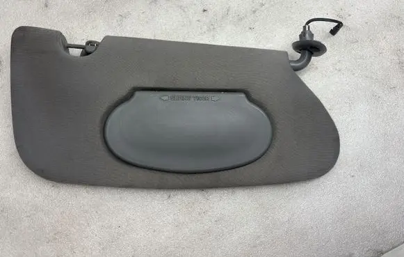 Sun visor