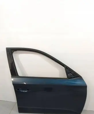 Skoda Kamiq Front door 