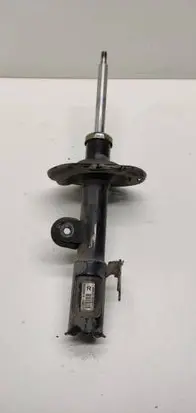Toyota RAV 4 (XA30) Front shock absorber/damper 4851042321