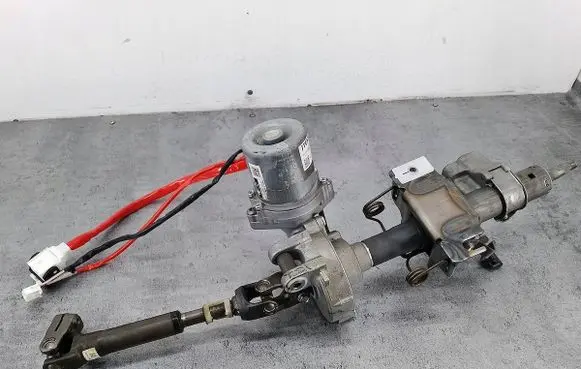 Toyota Avensis T270 Electric power steering pump 