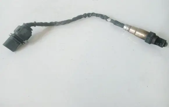 BMW 5 F10 F11 Lambda probe sensor 0281004018