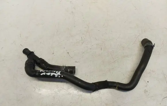 Skoda Kamiq Engine coolant pipe/hose 2Q0122073H