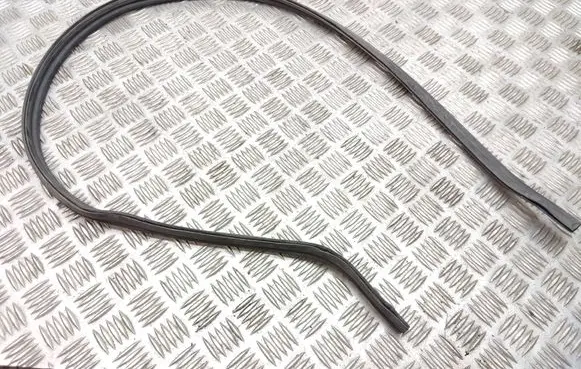 Volkswagen Transporter - Caravelle T5 Engine compartment rubber 